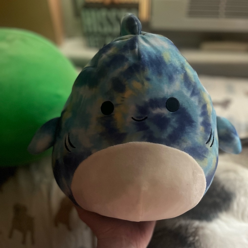 Tye dye shark squishmallow